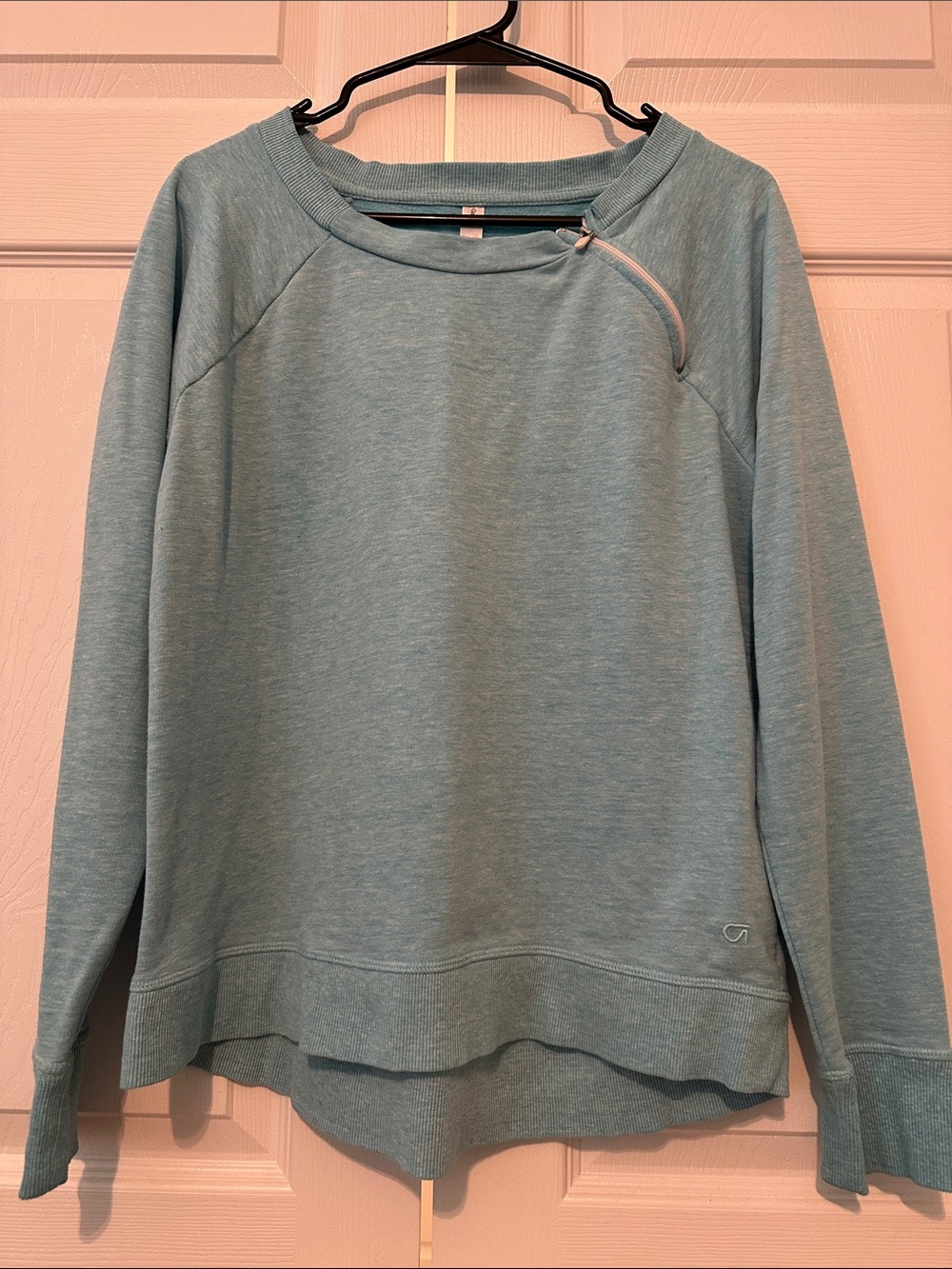 Gap Fit Light Blue Heathered Sweatshirt